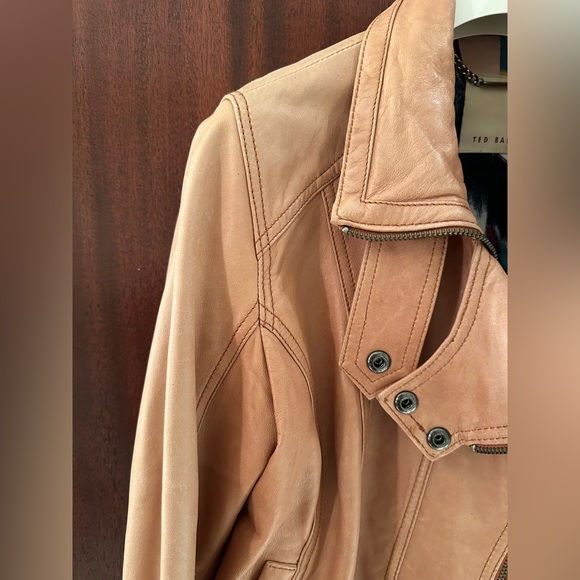 Camel 100% leather jacket by Ted Baker - Picture 8 of 16